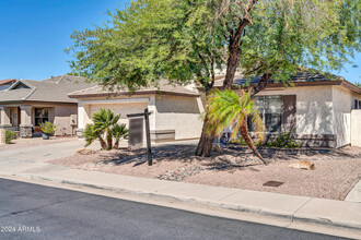 6434 W Kristal Way in Glendale, AZ - Building Photo - Building Photo