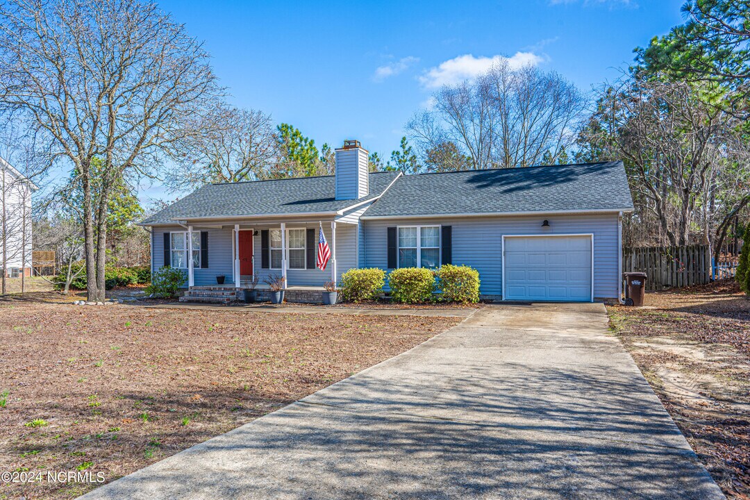 475 Northview Dr in Sanford, NC - Building Photo