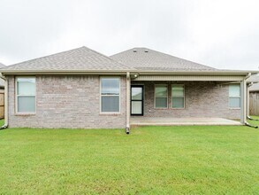 1030 Riverside Dr in Bentonville, AR - Building Photo - Building Photo