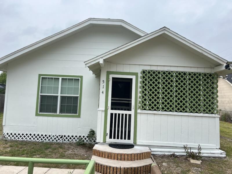 514 S Rife St in Aransas Pass, TX - Building Photo