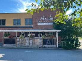 444 Haywood Rd in Asheville, NC - Building Photo