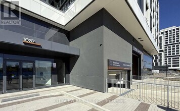 1037 The Queensway in Toronto, ON - Building Photo - Building Photo