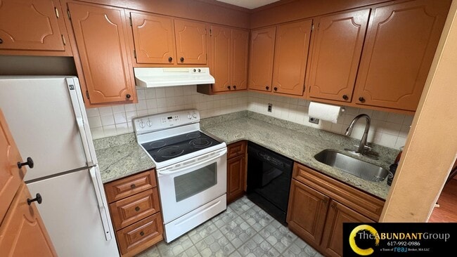 287 Harvard St, Unit 71 in Cambridge, MA - Building Photo - Building Photo