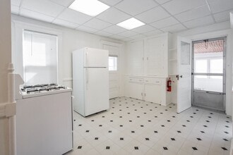 1659 Leverette St in Detroit, MI - Building Photo - Building Photo