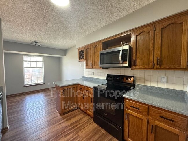 3413 NW Duncan Rd in Blue Springs, MO - Building Photo - Building Photo