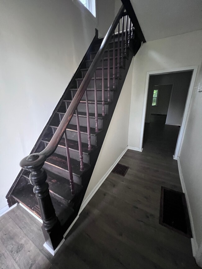 property at 148 W Schuyler St