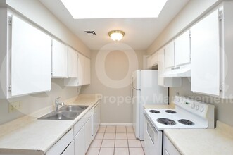 4820 N 89th Ave in Phoenix, AZ - Building Photo - Building Photo
