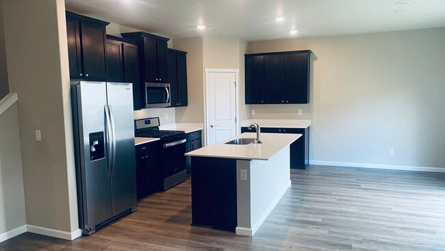 4508 Sand Dollar Dr in Bremerton, WA - Building Photo - Building Photo