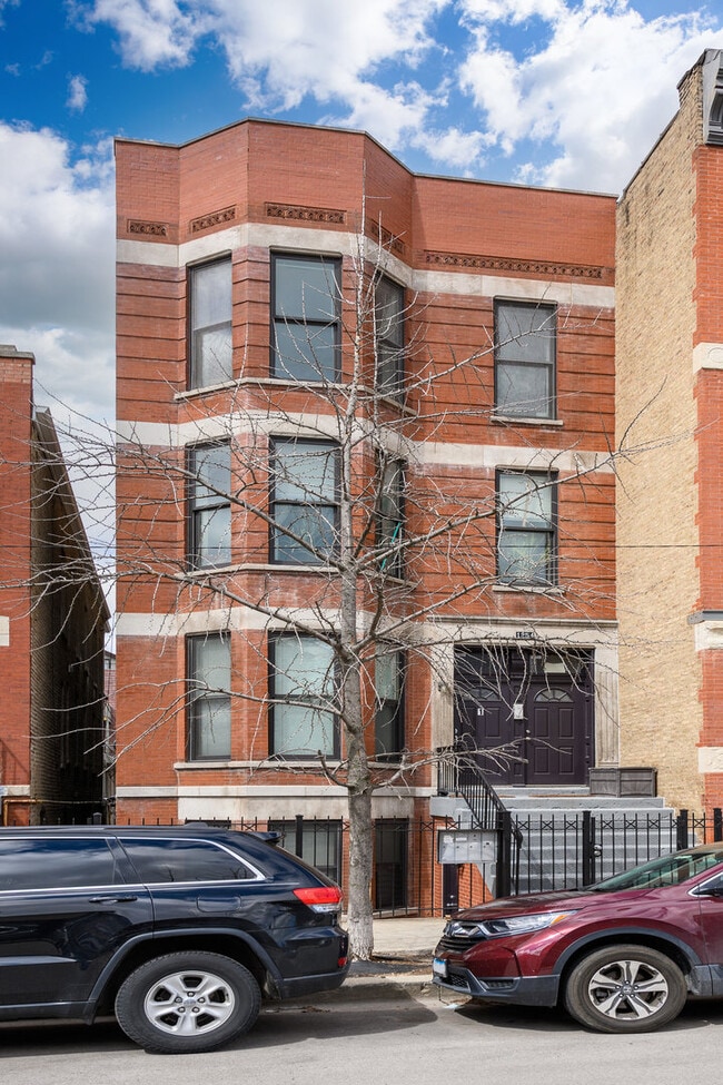 property at 1254 N Cleaver St
