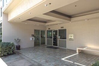 1133 Waimanu St in Honolulu, HI - Building Photo - Building Photo