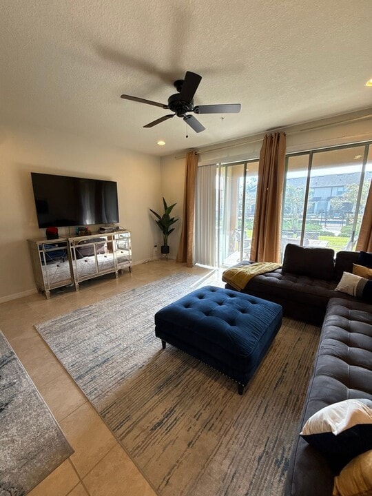 3047 Alessa Loop in Apopka, FL - Building Photo