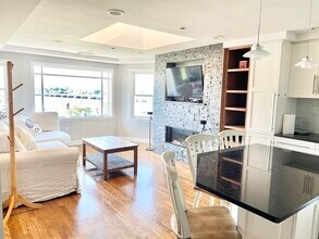 22 Bay State Rd in Boston, MA - Building Photo - Building Photo