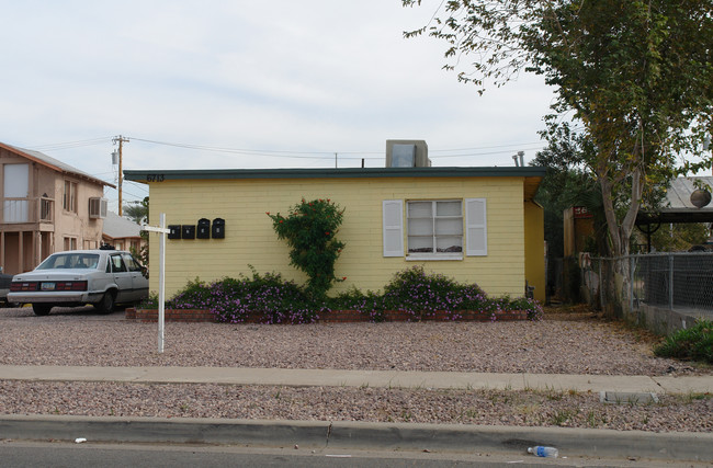 6713 N 59th Dr in Glendale, AZ - Foto de edificio - Building Photo