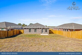 1105 SW 2nd Ave in Gentry, AR - Building Photo - Building Photo