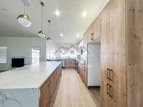 1966 E Belmont Dr in Tempe, AZ - Building Photo - Building Photo