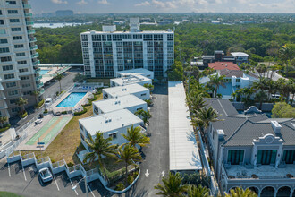 1200 Club Condominiums in Fort Lauderdale, FL - Building Photo - Building Photo