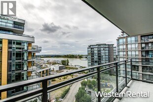 3200 Corvette Way in Richmond, BC - Building Photo