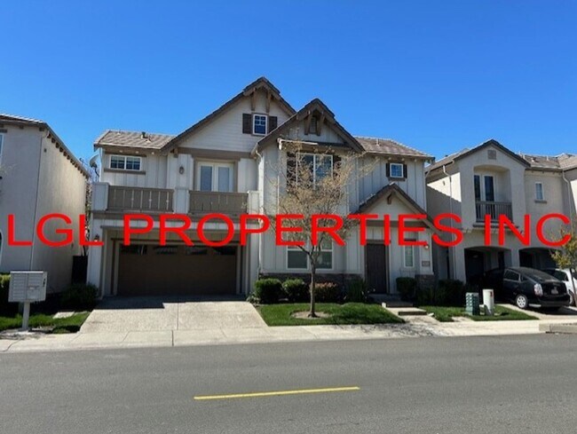 2826 Maybrook Dr in Sacramento, CA - Building Photo - Building Photo