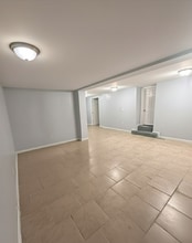 120-09 Farmers Blvd in Queens, NY - Foto de edificio - Building Photo