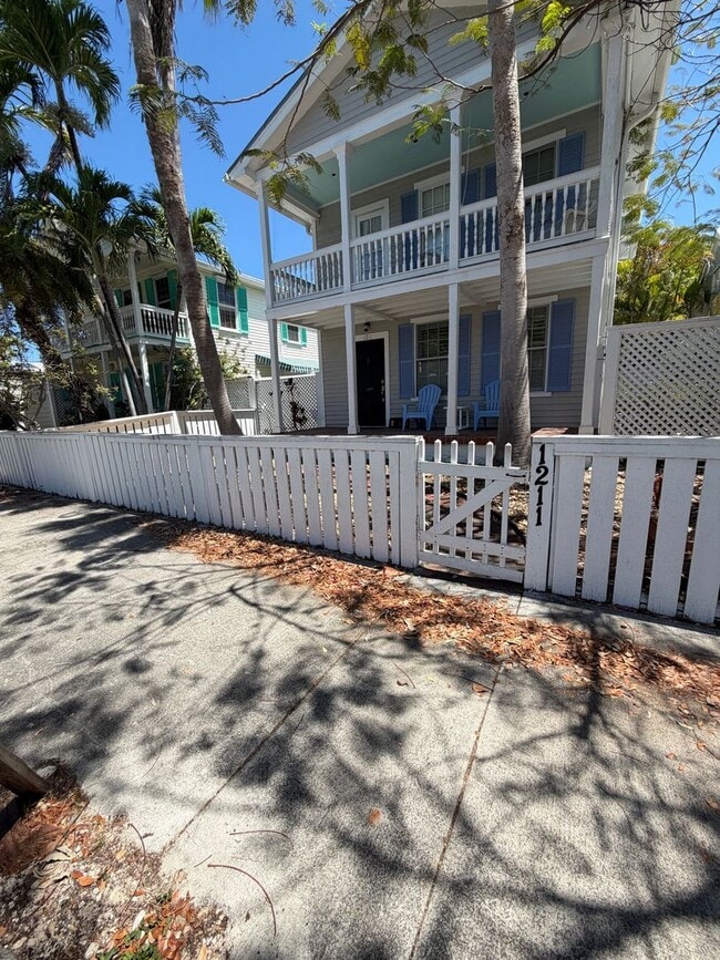 property at 1211 Varela St