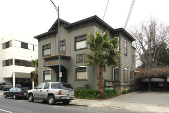 73 E Julian St in San Jose, CA - Building Photo - Building Photo