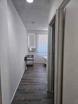 property at 1142 S King St