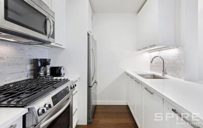 property at 200 E 94th St