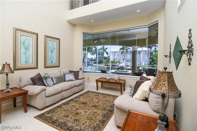 property at 481 Maunder Ct