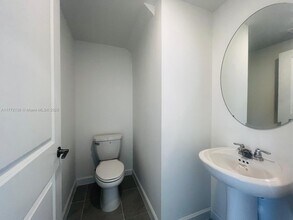 720 SE 13th St Cir in Homestead, FL - Building Photo - Building Photo
