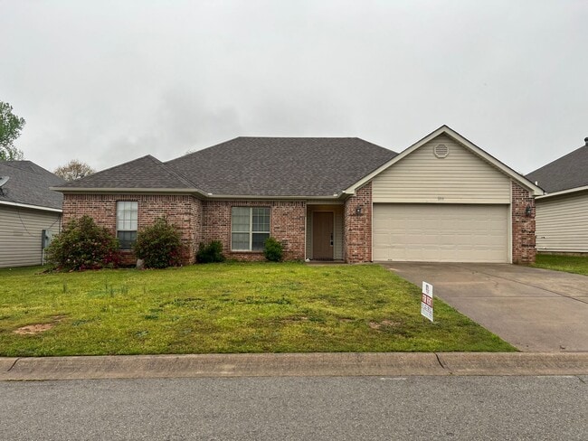 3318 Arkansas Dr in Benton, AR - Building Photo - Building Photo