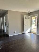 4184 Sugarcreek Dr in Bellbrook, OH - Building Photo - Building Photo