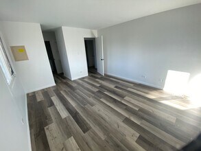 1464 Stonebridge Cir in Wheaton, IL - Building Photo - Building Photo