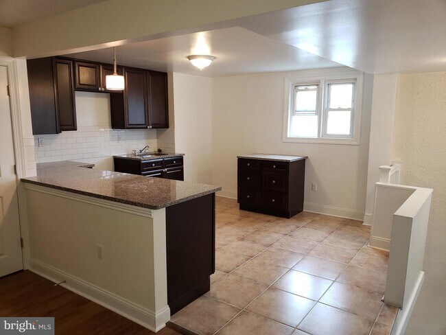 14 Gay St, Unit Residential