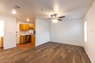Branchwater Apartments in Lubbock, TX - Foto de edificio - Interior Photo