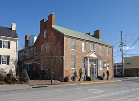 The Hawthorne House Apartments