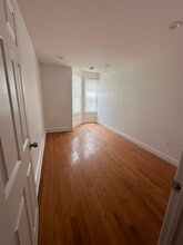 1043 Spring Garden St, Unit 2F in Philadelphia, PA - Building Photo - Building Photo