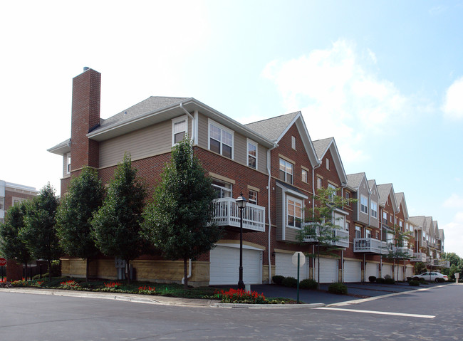 Groves of Palatine in Palatine, IL - Foto de edificio - Building Photo