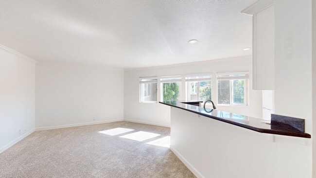 property at 1821 Lincoln Ave