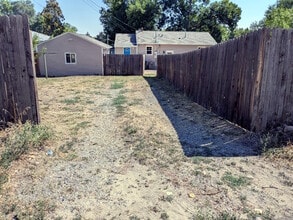 2021 11th Ave N, Unit Lower-level in Billings, MT - Foto de edificio - Building Photo