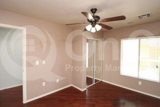 9233 E Neville Ave in Mesa, AZ - Building Photo - Building Photo