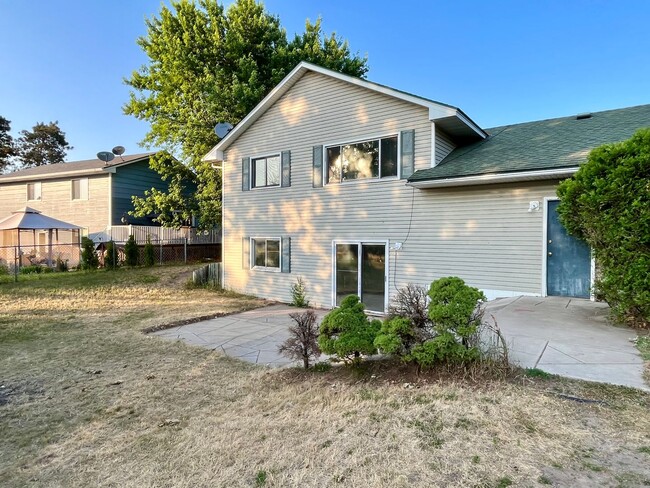 26006 9th St W in Zimmerman, MN - Building Photo - Building Photo
