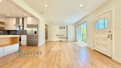 156 Dale Ave in Piedmont, CA - Building Photo - Building Photo
