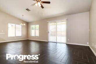 13197 W Ocotillo Ln in Surprise, AZ - Building Photo - Building Photo