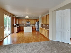 124 N Flat Rock St in Aurora, CO - Building Photo - Building Photo