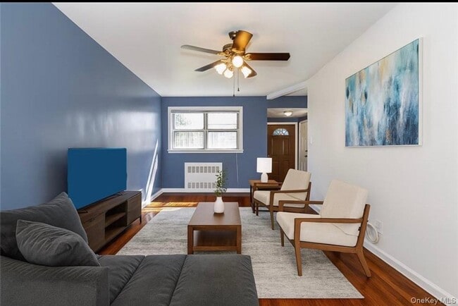 property at 1019 E 104th St
