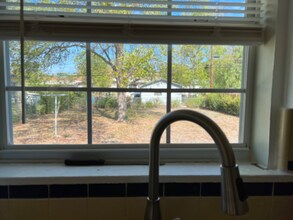 111 S Audubon Dr in San Antonio, TX - Building Photo - Building Photo