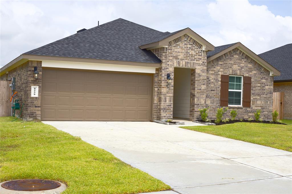 8558 Tropical Breeze Wy in Iowa Colony, TX - Building Photo