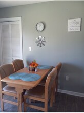 309 Oakland Dr in Dickson, TN - Foto de edificio - Building Photo