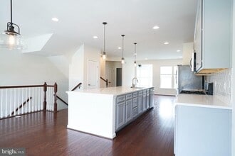 2038 Twisted Oak Pl in Severn, MD - Building Photo - Building Photo