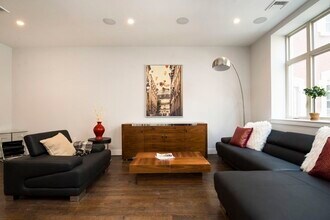 225 Dorchester St in Boston, MA - Building Photo - Building Photo